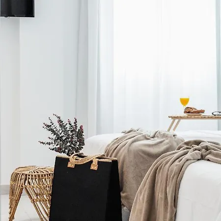 Martalia Nerja Apartamento *