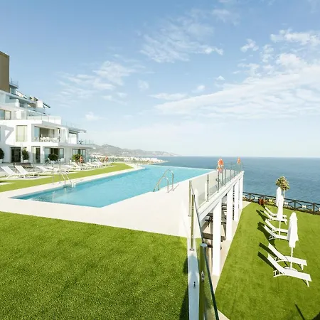 Martalia Nerja Apartamento *